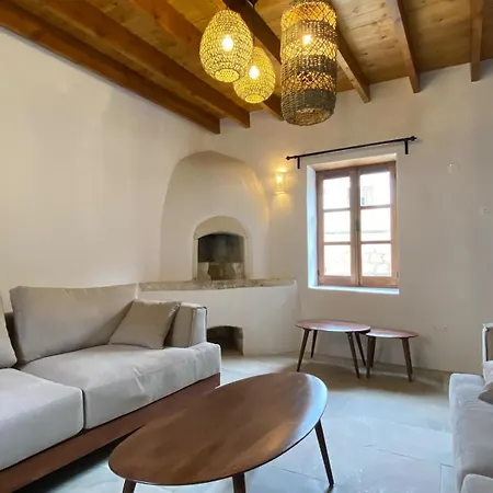 Spiti Urania * Káthikasz