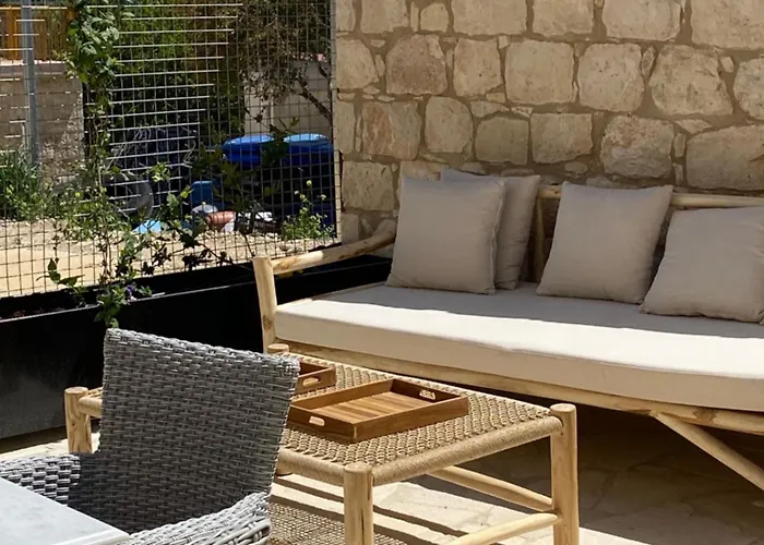 Spiti Urania カースィカス